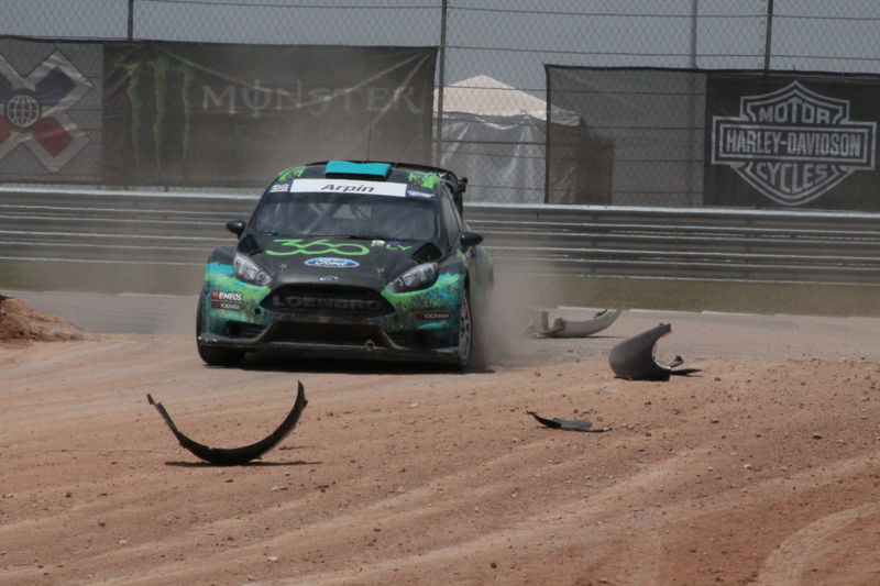 Illustration for article titled Battered Rallycross Volkswagen Finally Looks Like An Off-Road Volkswagen